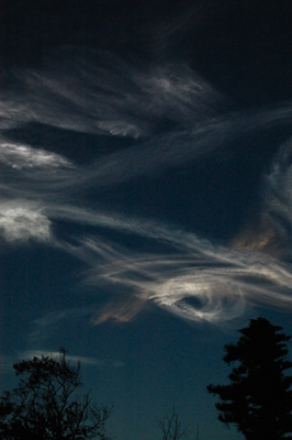 STS117 June 8 2007 Noctilucent Cloud