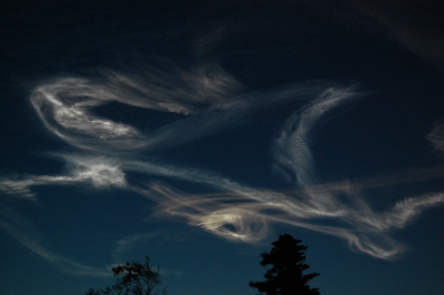 STS117 June 8 2007 Noctilucent Cloud